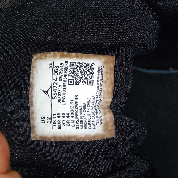2020Air Jordan 1 Mid 'Black Hyper Royal' - Picture 4 of 4